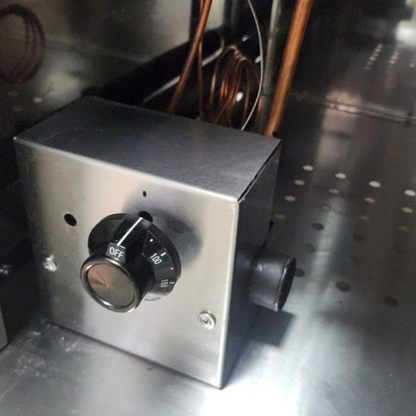 GAS FRYER FOR 35 LTS OF OIL OR 30 LTS OF OIL AND 5 LTS OF WATER APPROX.